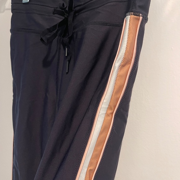 The Upside Tempo Midi Pant - Picture 5 of 5